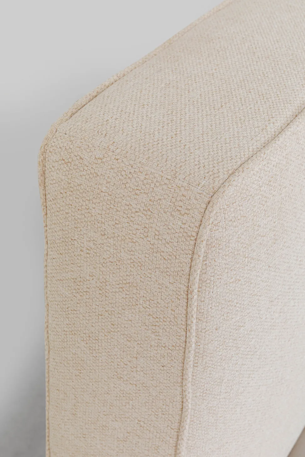 Bett East Side 180x200cm