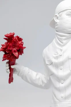 Deko Figur Street Art Bouquet Weiß 67cm