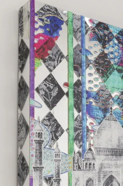 Gerahmtes Bild Blossom Girl 108x180cm