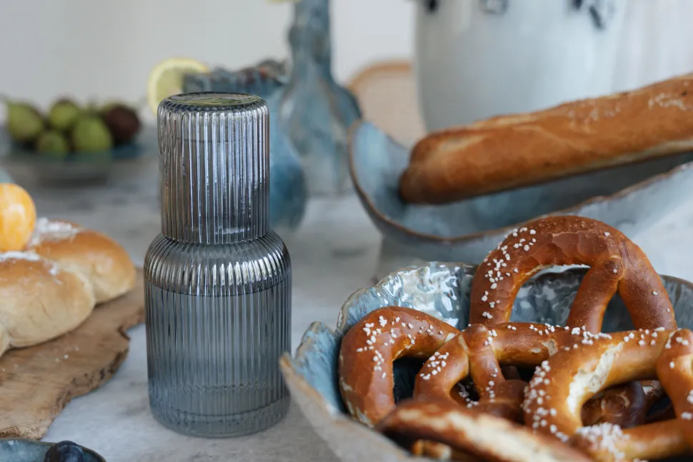 Karaffe Tango Grau 18cm