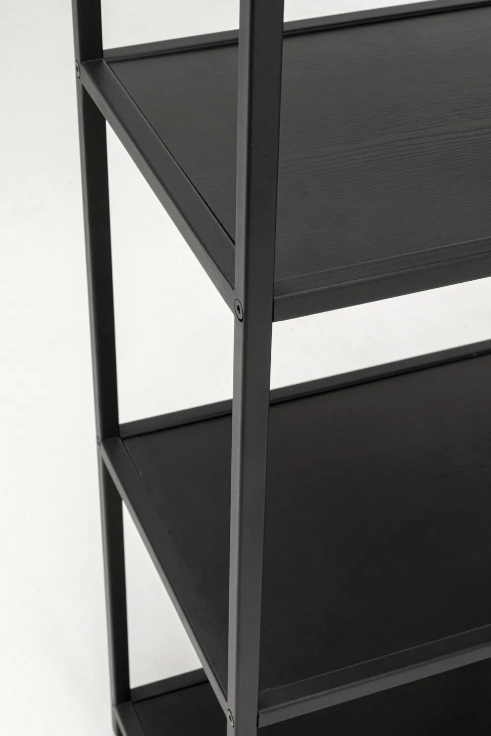 Regal Loftie Schwarz 77x100cm